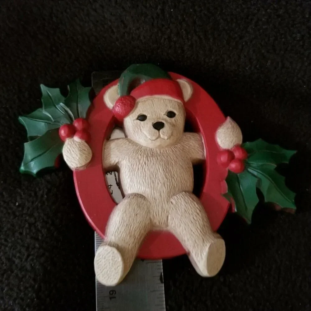 Vintage 80s Homco 1054 Christmas Joy Bears Holly Wall Hanging Plaque